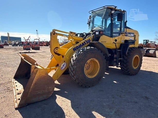 2022 KOMATSU WA200-8