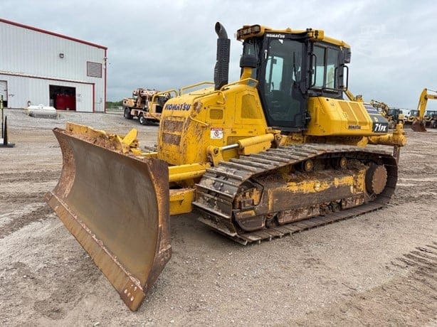 2023 KOMATSU D71PX-24
