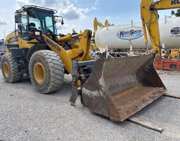 2024 KOMATSU WA270-8