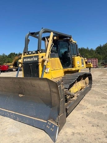 2019 KOMATSU D65WX-18
