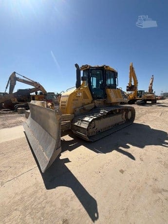 2023 KOMATSU D61PXI-24