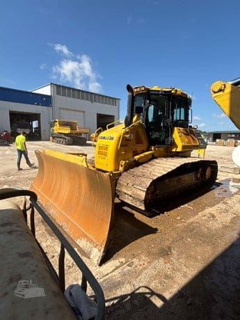 2023 KOMATSU D61PXI-24