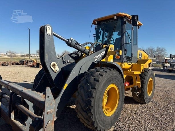 2022 DEERE 544 P-TIER