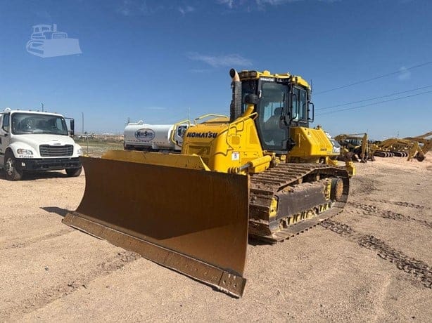 2023 KOMATSU D71PXI-24