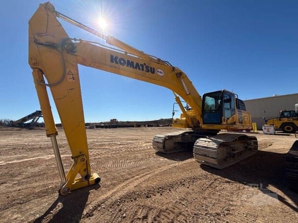2023 KOMATSU PC490 LC-11