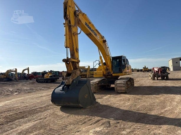 2022 KOMATSU PC490 LC-11