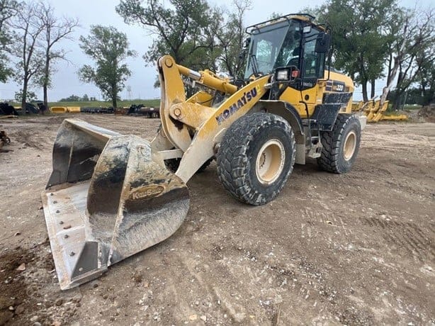 2024 KOMATSU WA320-8