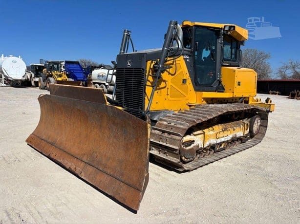 2022 DEERE 850L WLT