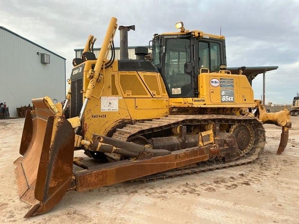 2017 KOMATSU D85EX-18