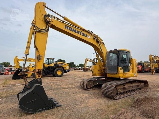 2018 KOMATSU PC238US LC-11