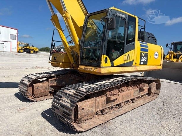 2018 KOMATSU PC360 LC-11