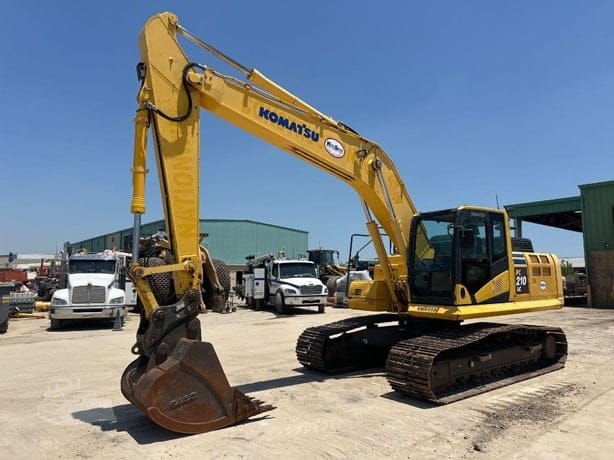 2016 KOMATSU PC210 LC-11