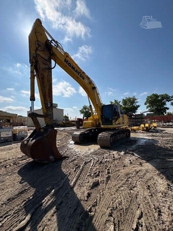 2019 KOMATSU PC360 LC-11