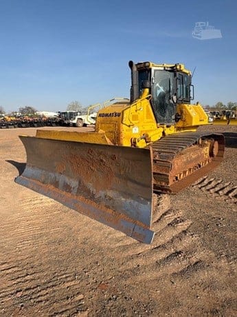 2023 KOMATSU D71PX-24