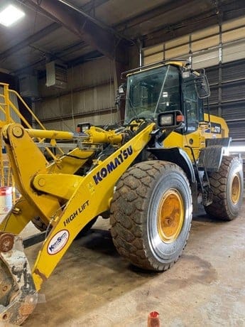 2022 KOMATSU WA270-8