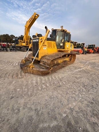 2018 KOMATSU D65PX-18