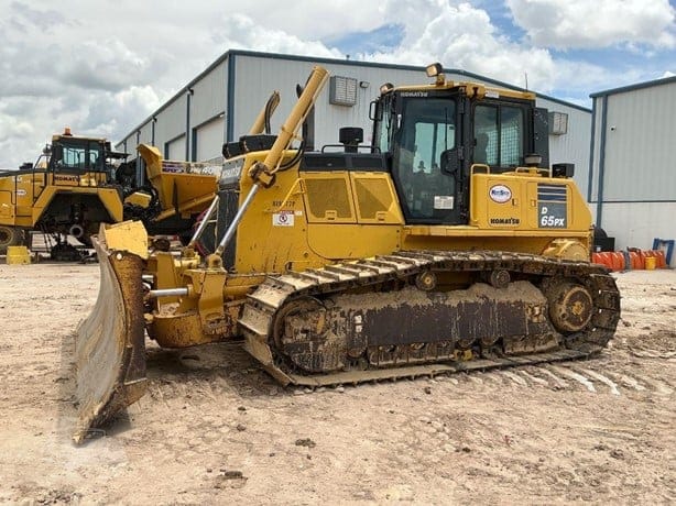 2019 KOMATSU D65PX-18
