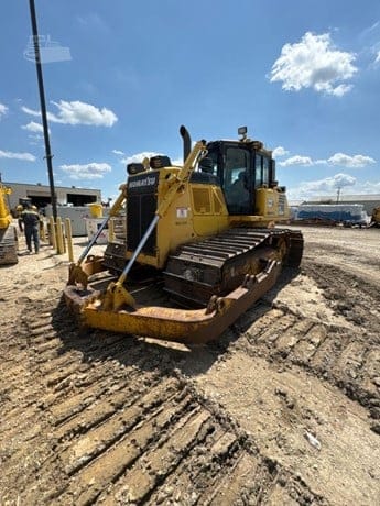 2017 KOMATSU D65PX-18