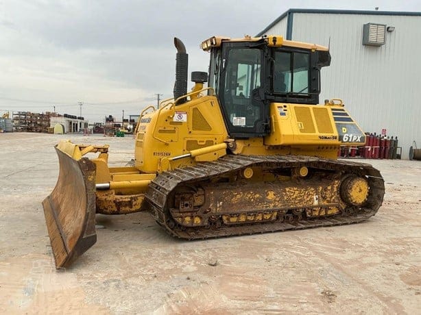 2019 KOMATSU D61PX-24