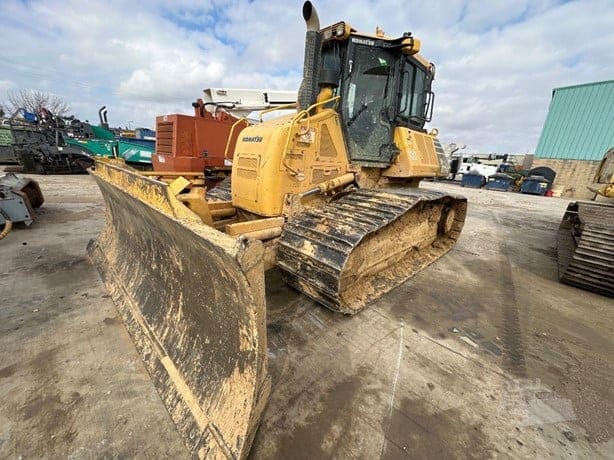 2020 KOMATSU D61PX-24