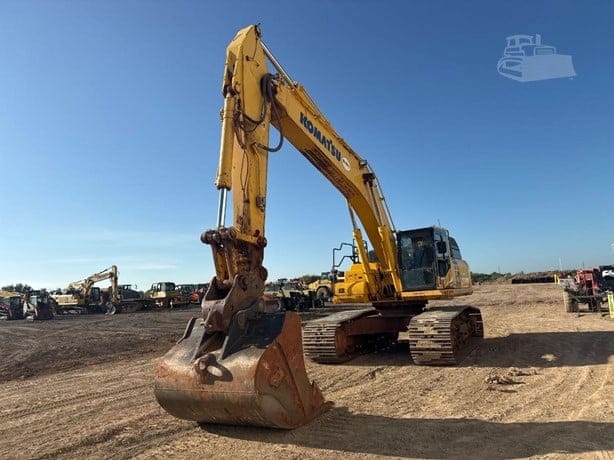 2017 KOMATSU PC490 LC-11