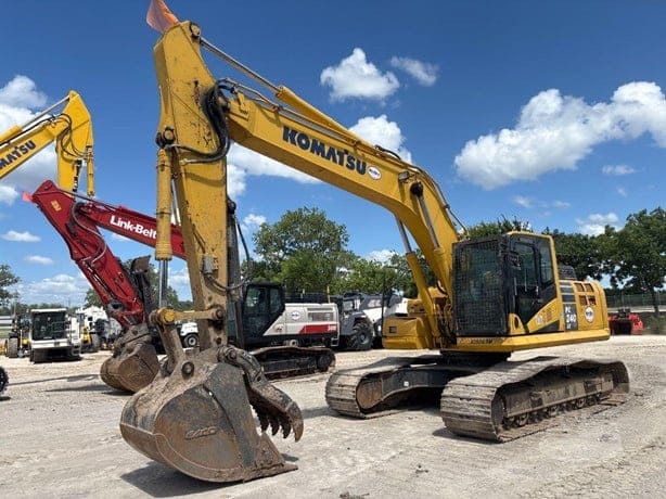 2019 KOMATSU PC240 LC-11