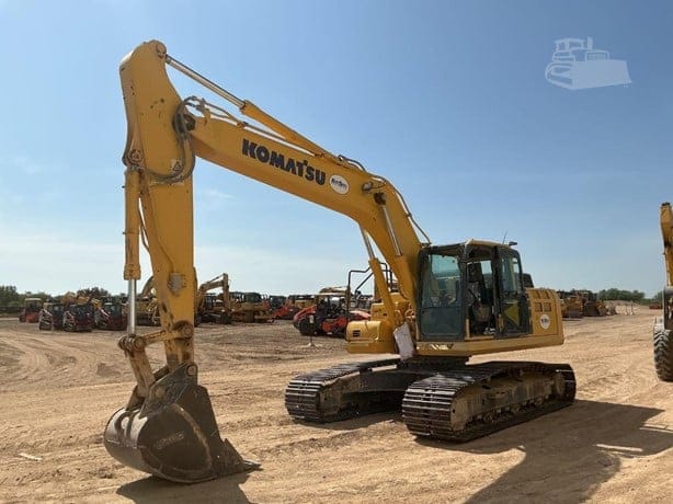 2018 KOMATSU PC240 LC-11