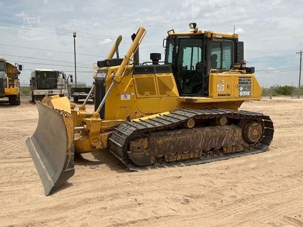 2018 KOMATSU D65PX-18