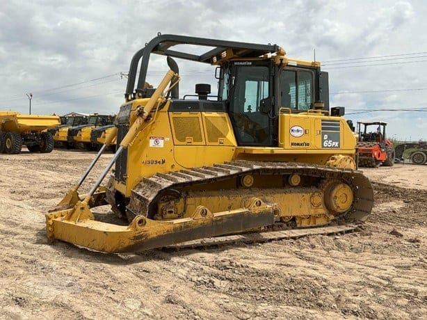 2019 KOMATSU D65PX-18