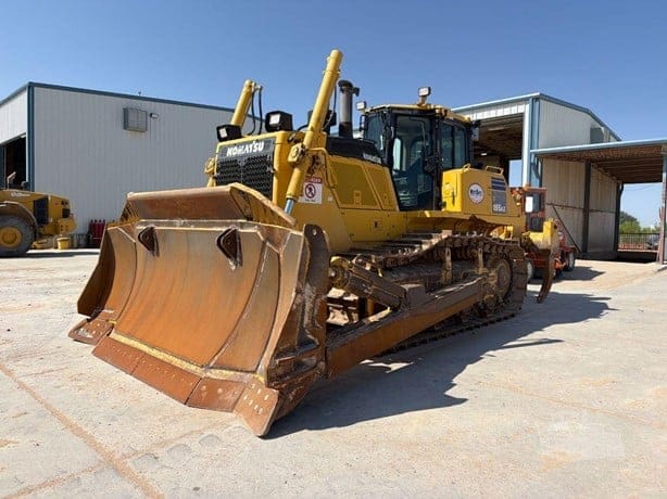 2019 KOMATSU D155AX-8