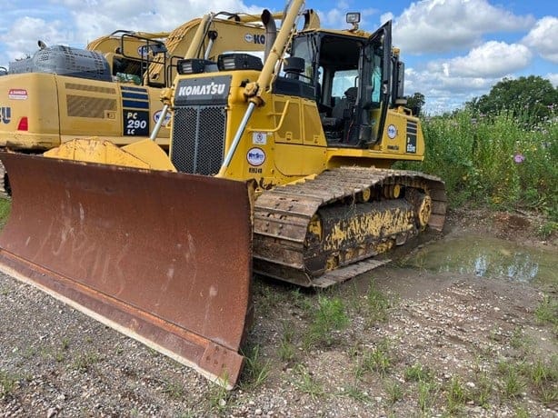 2019 KOMATSU D65PX-18