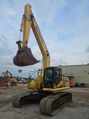 2019 KOMATSU PC240 LC-11
