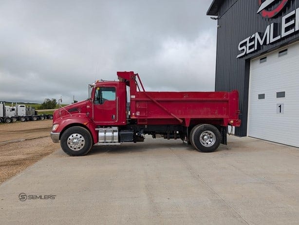 2012 KENWORTH T370