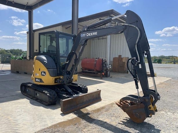 2023 DEERE 35G
