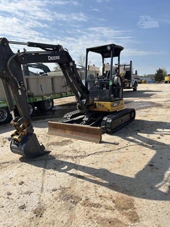 2022 DEERE 35G