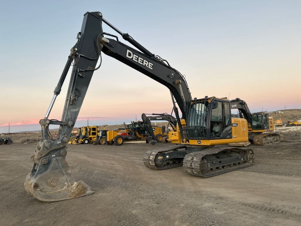 2021 John Deere 200G Excavator