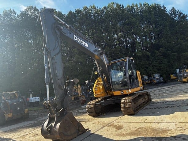 2021 DEERE 135G