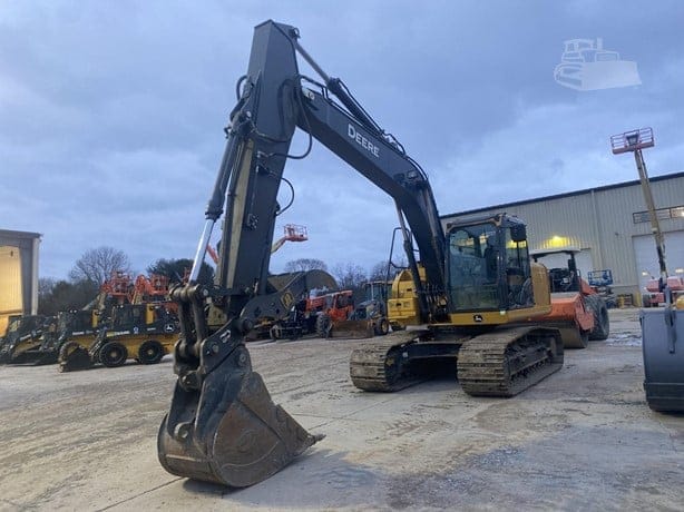 2022 DEERE 160G LC