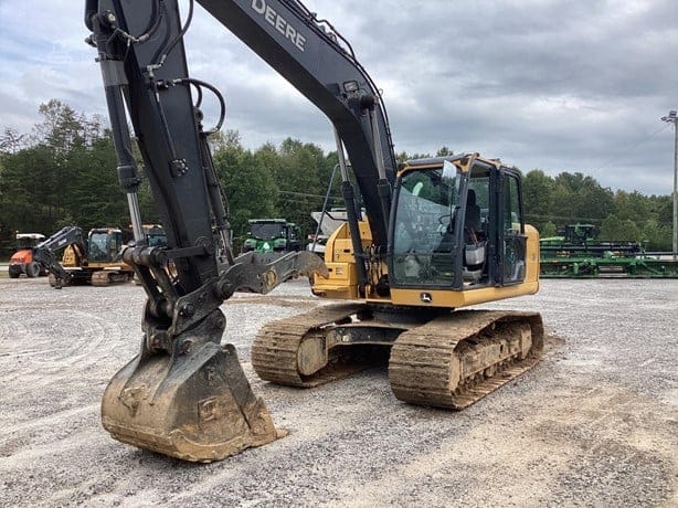 2022 DEERE 160G LC