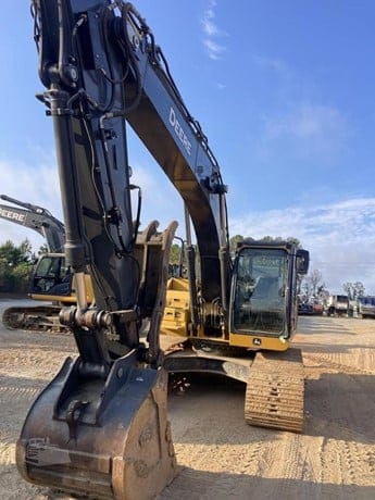 2024 DEERE 210 P-TIER