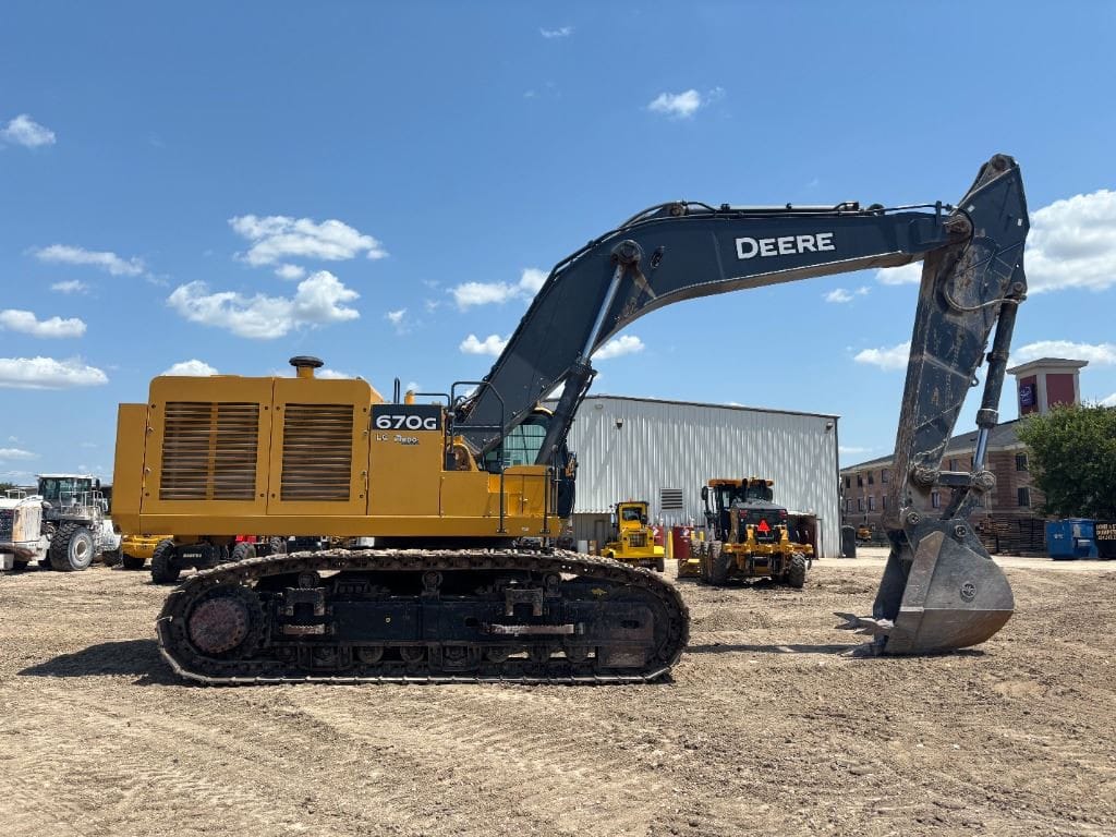 2021 John Deere 670GLC Excavator