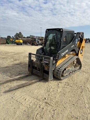 2023 DEERE 317G
