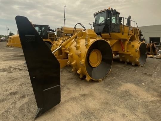 2015 CATERPILLAR 836K