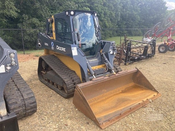 2023 DEERE 325G