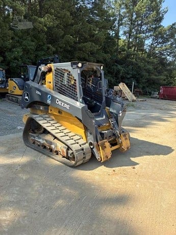 2024 DEERE 331G