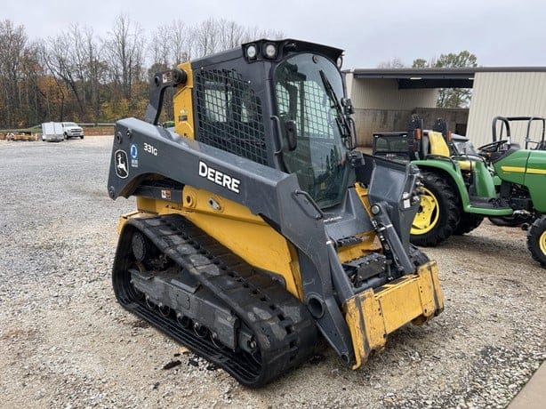 2023 DEERE 331G
