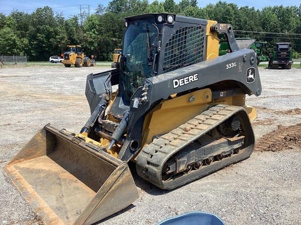 2023 DEERE 333G
