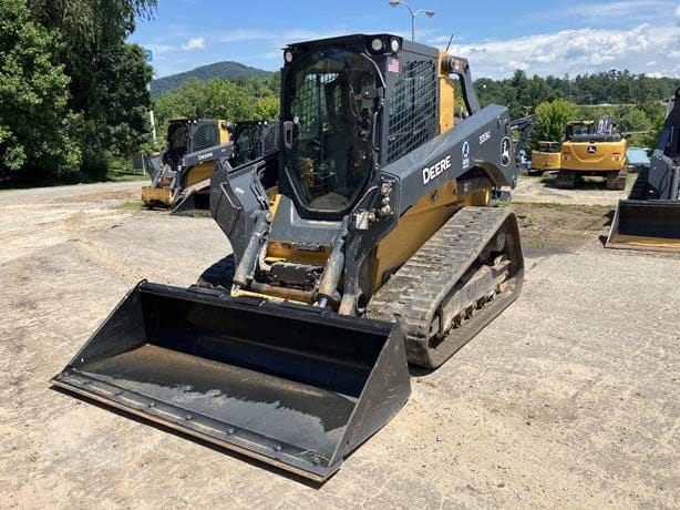 2022 DEERE 333G