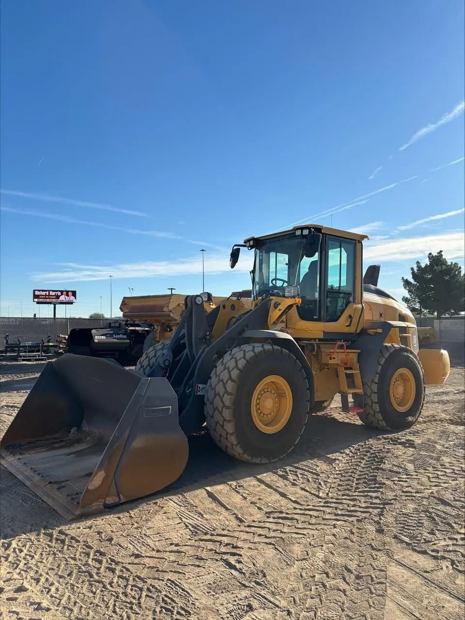 2025 VOLVO L70H