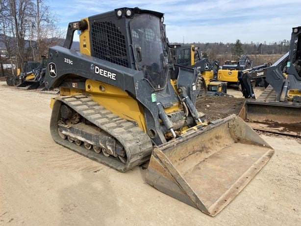 2021 DEERE 333G